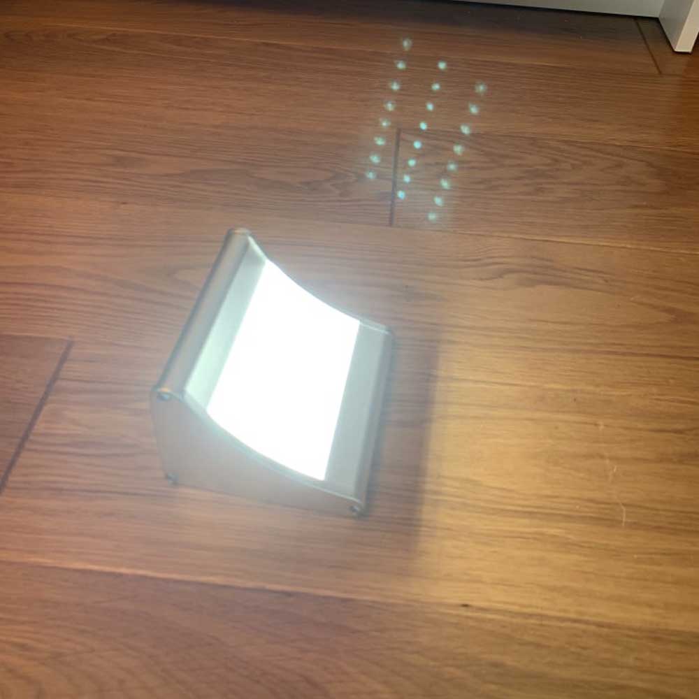 https://cdn.shopify.com/s/files/1/0271/8731/4772/products/Applique-Murale-Solaire-Lampe-60-LED-en-Alu-27.jpg?v=1584822274