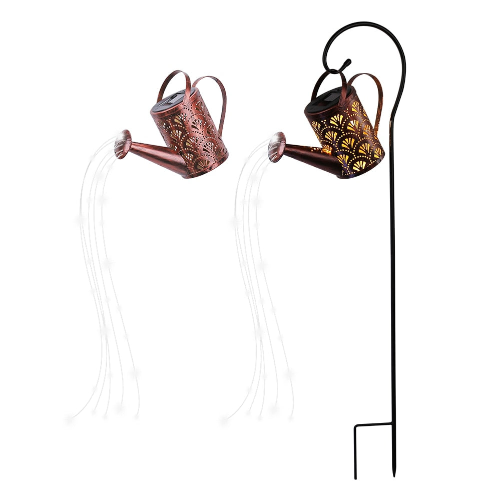 https://cdn.shopify.com/s/files/1/0271/8731/4772/products/Arrosoir-lumineux-solaire-cuivre-a-motif-eventails-1.jpg?v=1642689896