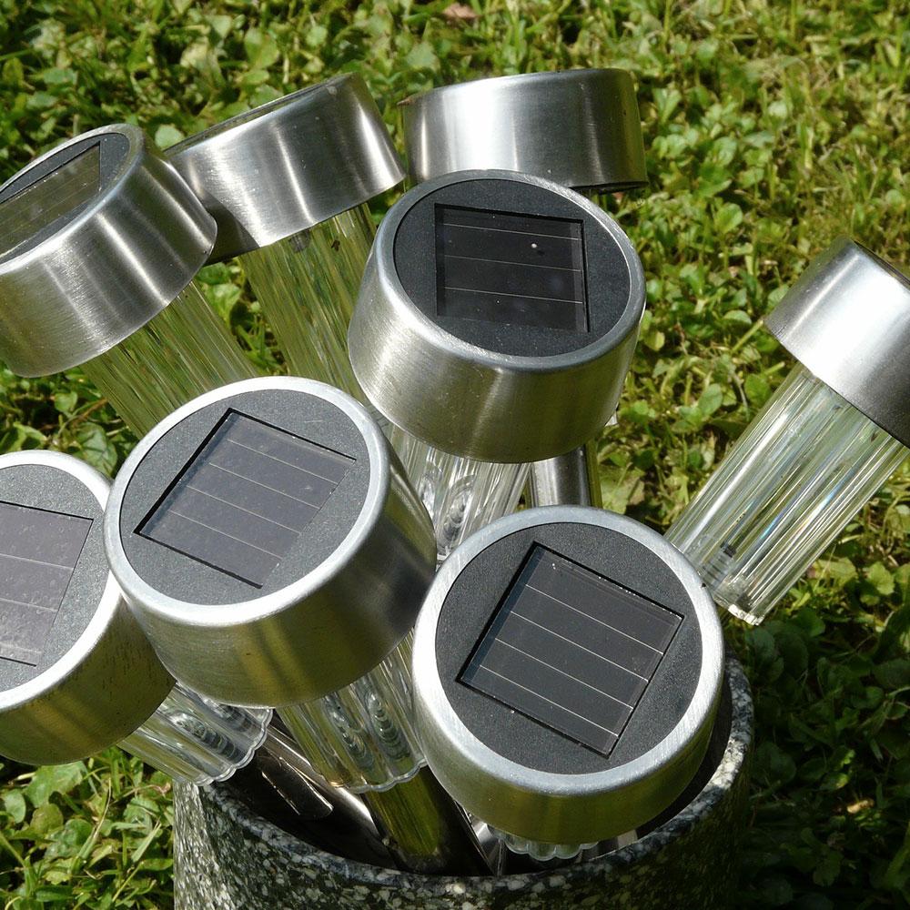 https://cdn.shopify.com/s/files/1/0271/8731/4772/products/Balise-Solaire-inox-8pcs_4.jpg?v=1599249252