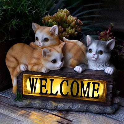 https://cdn.shopify.com/s/files/1/0271/8731/4772/files/Chatsolairejardin2.jpg?v=1706645435