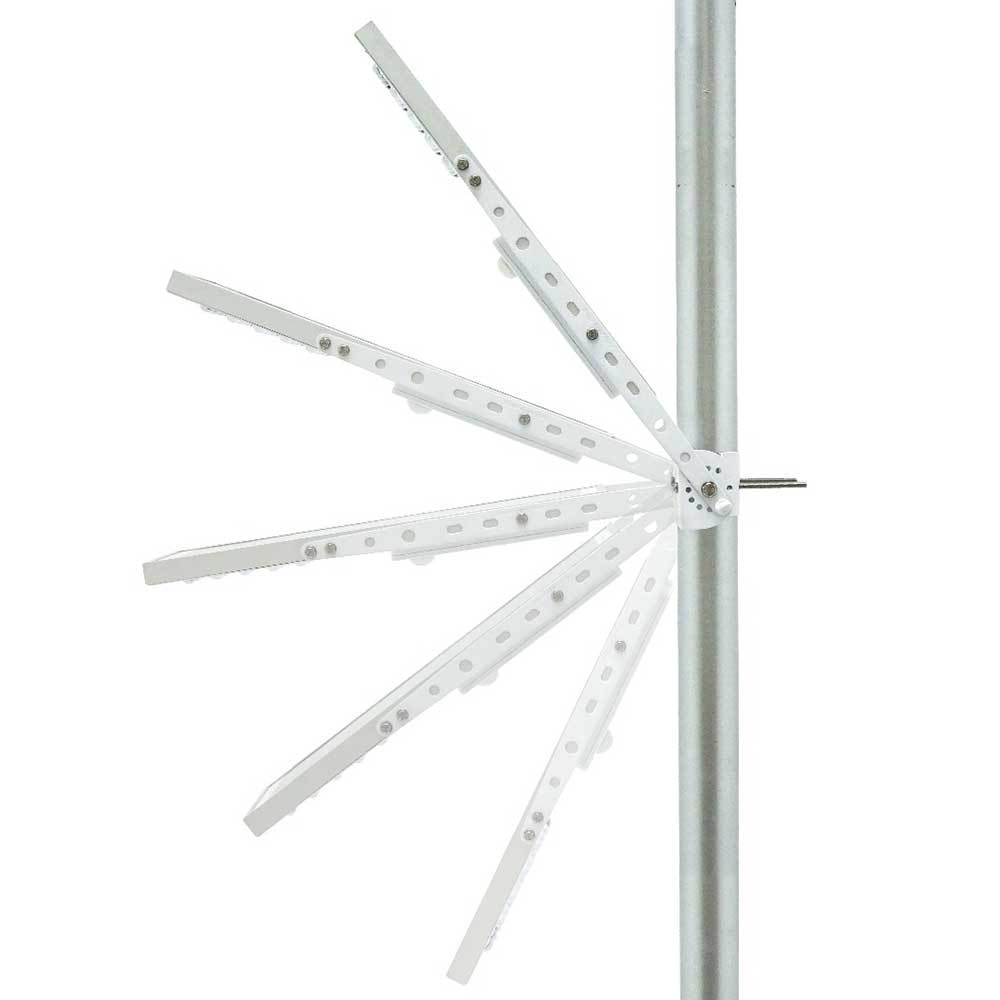 https://cdn.shopify.com/s/files/1/0271/8731/4772/products/Lampadaire-Solaire-Alpha-X1080-6.jpg?v=1584822475