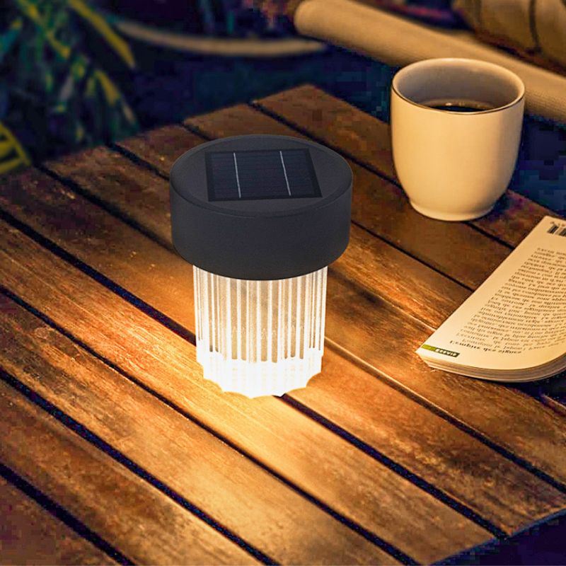 https://cdn.shopify.com/s/files/1/0271/8731/4772/products/Luminairesolaireexterieurdesign_2.jpg?v=1677188654