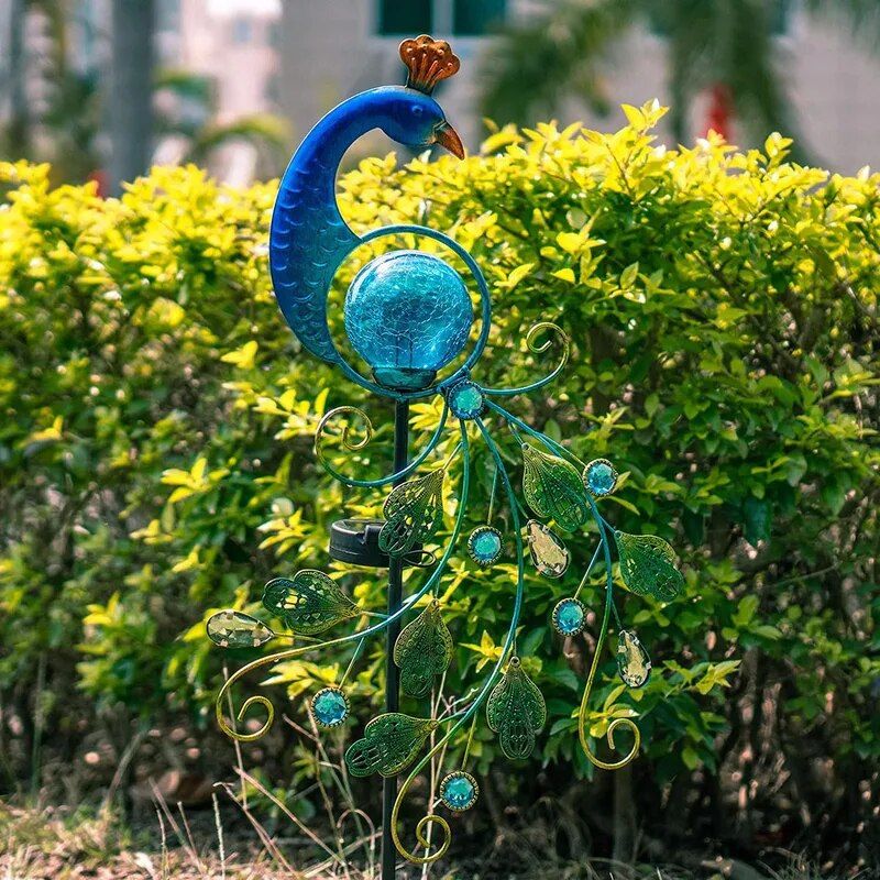 https://cdn.shopify.com/s/files/1/0271/8731/4772/files/Paonsolairejardin8.jpg?v=1706561395