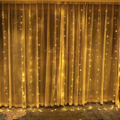 https://cdn.shopify.com/s/files/1/0271/8731/4772/products/Rideau-Guirlande-Solaire_1_2e8bcc7b-060f-423f-9bb3-6f007deb047f.jpg?v=1584822413