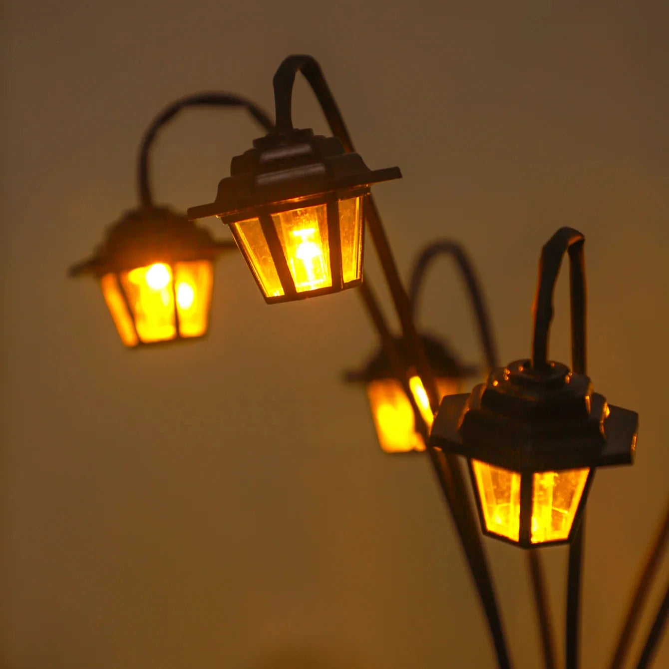 Lanterne Solaire Décorative Rétro LED Jardin Extérieur