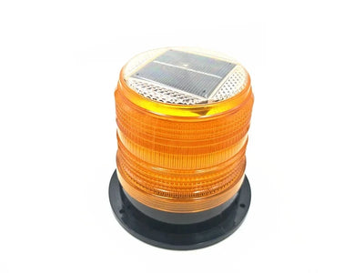 Balise solaire LED installée sur une route