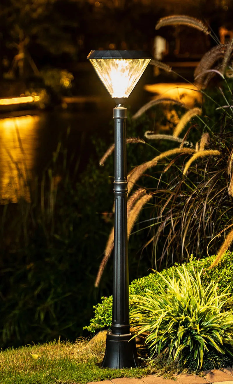 Lampadaire solaire de jardin en aluminium etanche