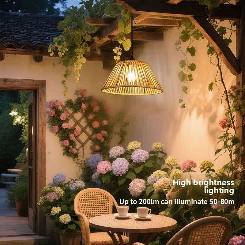 Lampe Solaire Suspendue Décorative pour Jardin – ambiance lumineuse dans le jardin