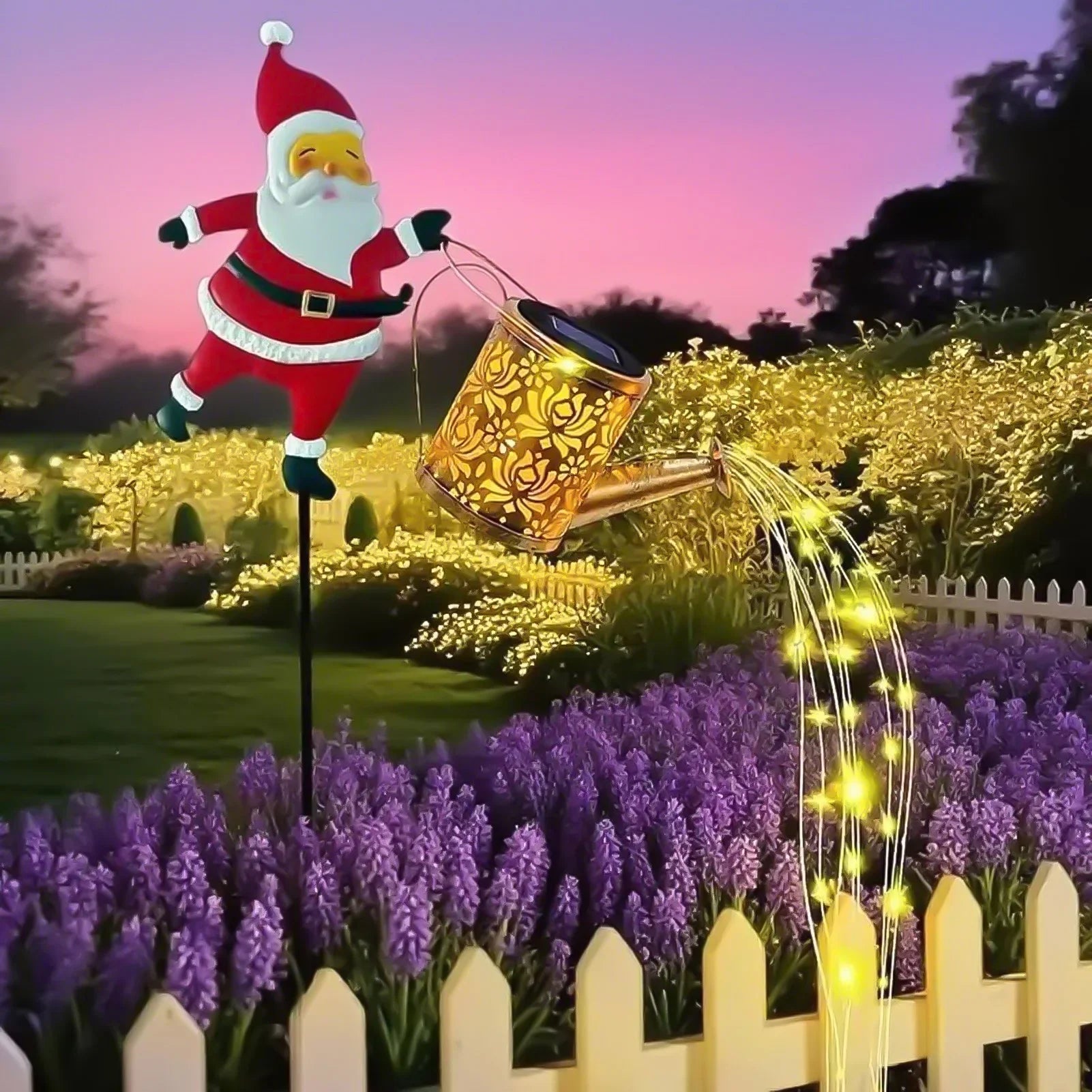 Guirlande solaire père Noël allumée la nuit