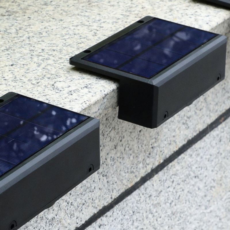 https://cdn.shopify.com/s/files/1/0271/8731/4772/files/applique-exterieur-solaire-avec-detecteur.jpg?v=1715700345