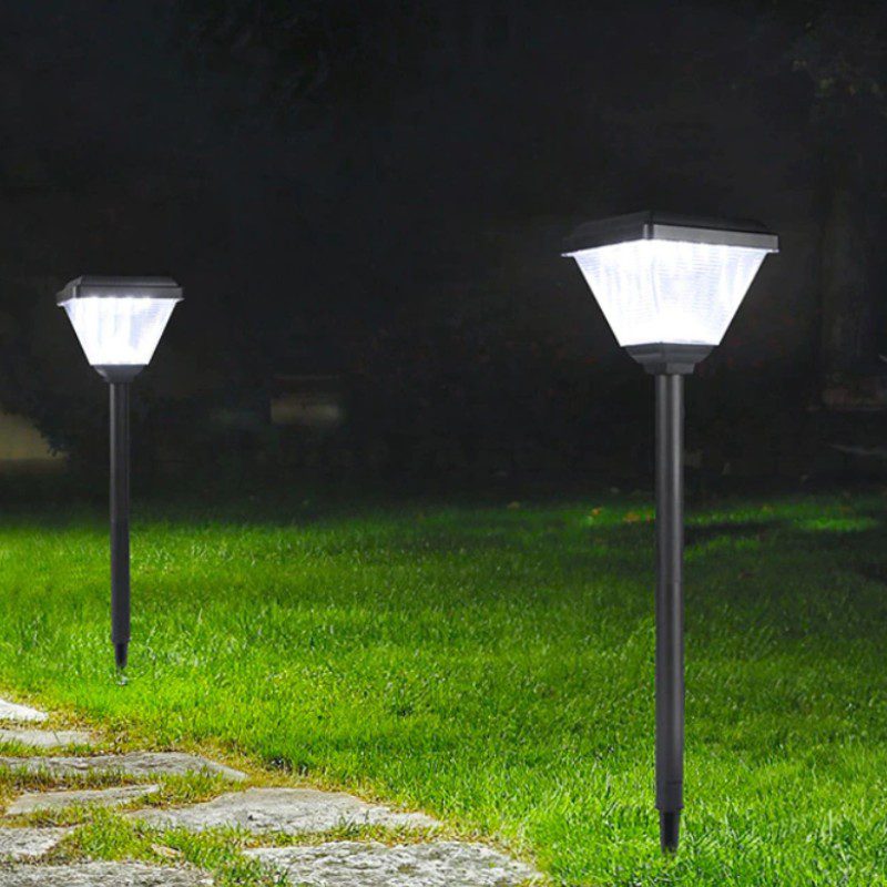 https://www.magic-solaire.com/wp-content/uploads/2023/08/borne-solaire-de-qualite-led.jpg