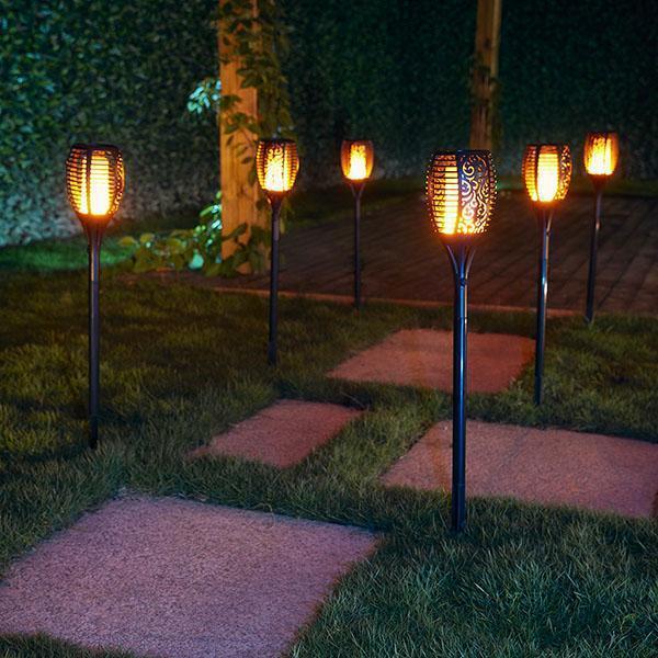 https://cdn.shopify.com/s/files/1/0271/8731/4772/products/borne-solaire-flamme_0.jpg?v=1584822291