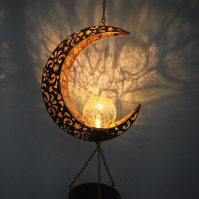 https://cdn.shopify.com/s/files/1/0271/8731/4772/files/carillon-solaire-exterieur-lune-3.jpg?v=1709155252