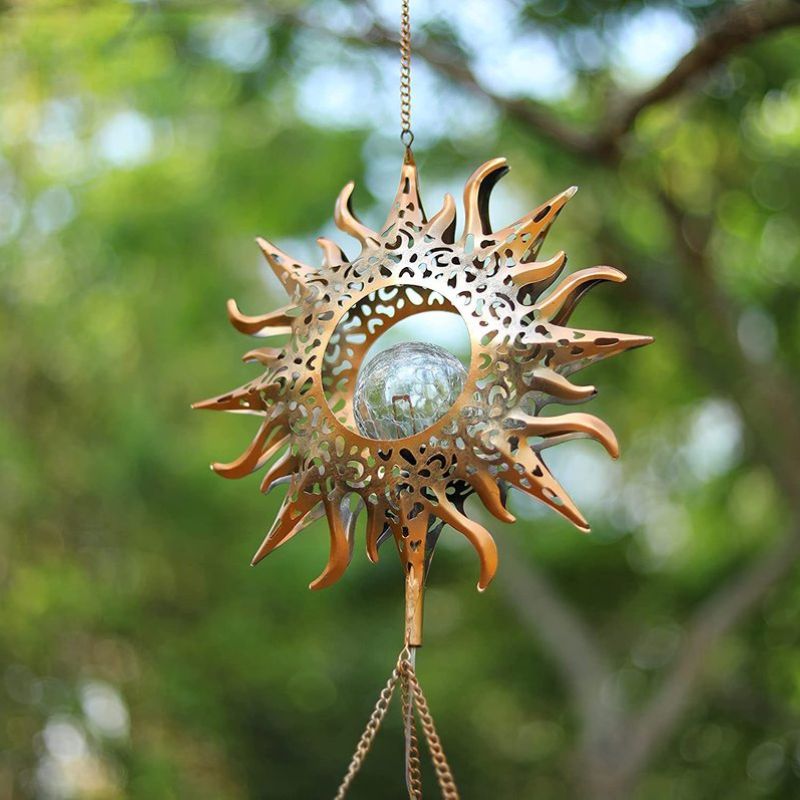 https://cdn.shopify.com/s/files/1/0271/8731/4772/files/carillon-solaire-exterieur-soleil-1.jpg?v=1709233967