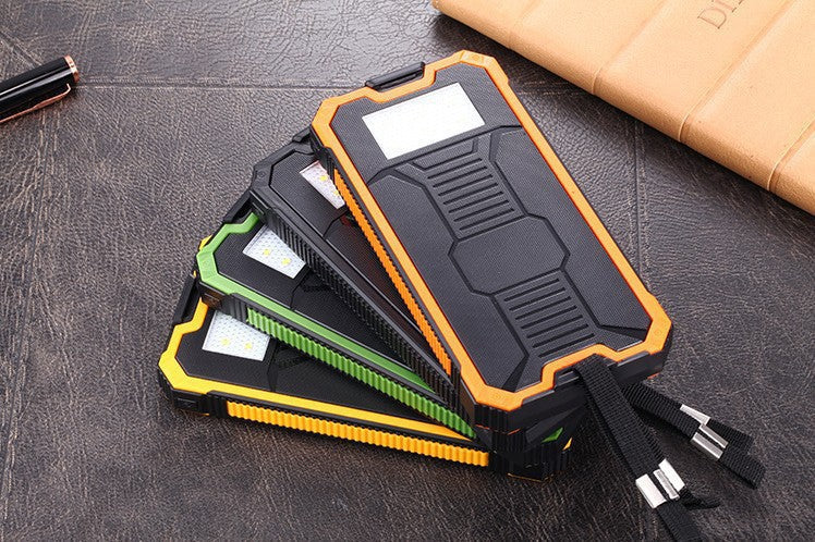 https://cdn.shopify.com/s/files/1/0271/8731/4772/products/chargeur-externe-solaire_1.jpg?v=1584822297