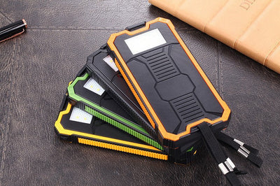 https://cdn.shopify.com/s/files/1/0271/8731/4772/products/chargeur-externe-solaire_1.jpg?v=1584822297