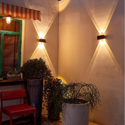 https://www.magic-solaire.com/wp-content/uploads/2023/05/eclairzge-de-facade-solaire-led.jpg