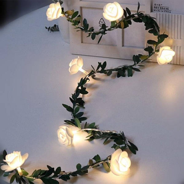 https://cdn.shopify.com/s/files/1/0271/8731/4772/products/guirlande-solaire-exterieur-blanche__17.jpg?v=1603890328
