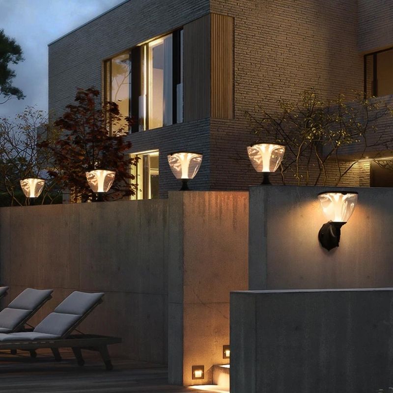 https://cdn.shopify.com/s/files/1/0271/8731/4772/products/lampadaireexterieursolairedesign_2.jpg?v=1656970855