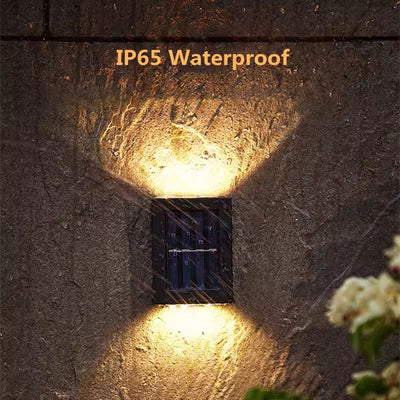 https://cdn.shopify.com/s/files/1/0271/8731/4772/files/lampe-murale-solaire-jardin-7.jpg?v=1734965946