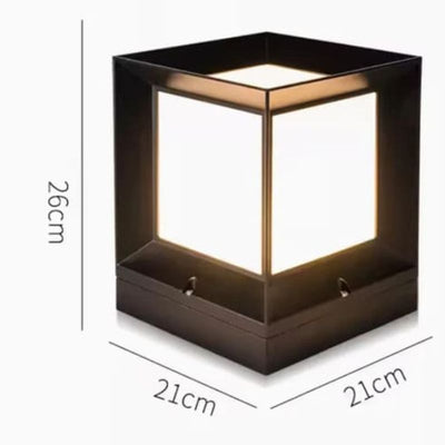 https://cdn.shopify.com/s/files/1/0271/8731/4772/files/lampe-solaire-design-cube-16.jpg?v=1711471694