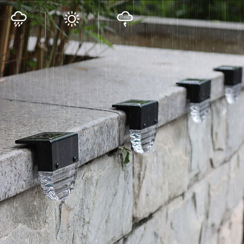 https://www.magic-solaire.com/wp-content/uploads/2020/10/lampe-solaire-exterieur-pour-escalier-terrasse.jpg