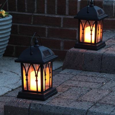 https://cdn.shopify.com/s/files/1/0271/8731/4772/products/lampe-solar_Lanterne_Solaire_Exterieur_a_suspendre_Bougie_Contemporaine_0.jpg?v=1681868453