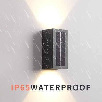 https://cdn.shopify.com/s/files/1/0271/8731/4772/products/lampedejardinsolairedesign_17.jpg?v=1657376937