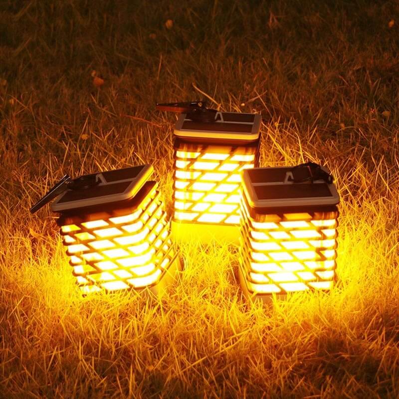 https://www.magic-solaire.com/wp-content/uploads/2020/03/lanterne-solaire-a-suspendre-exterieur.jpg