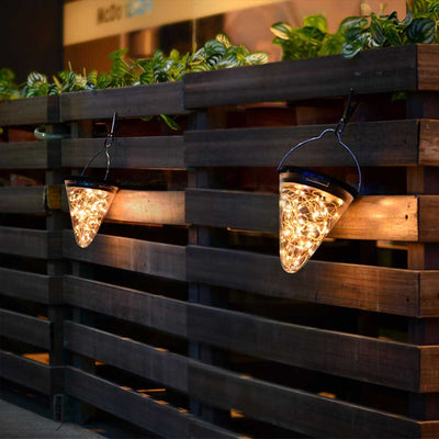 https://www.magic-solaire.com/wp-content/uploads/2020/04/lanterne-solaire-jardin-led-deco.jpg