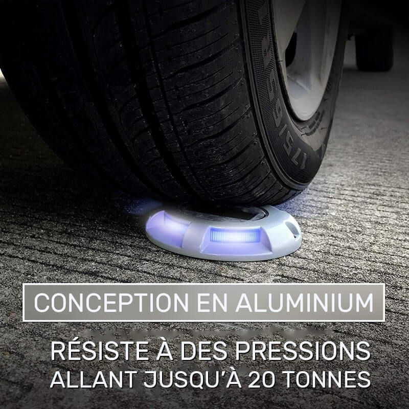 https://www.magic-solaire.com/wp-content/uploads/2020/07/spot-solaire-eclairage-bleu-exterieur.jpg