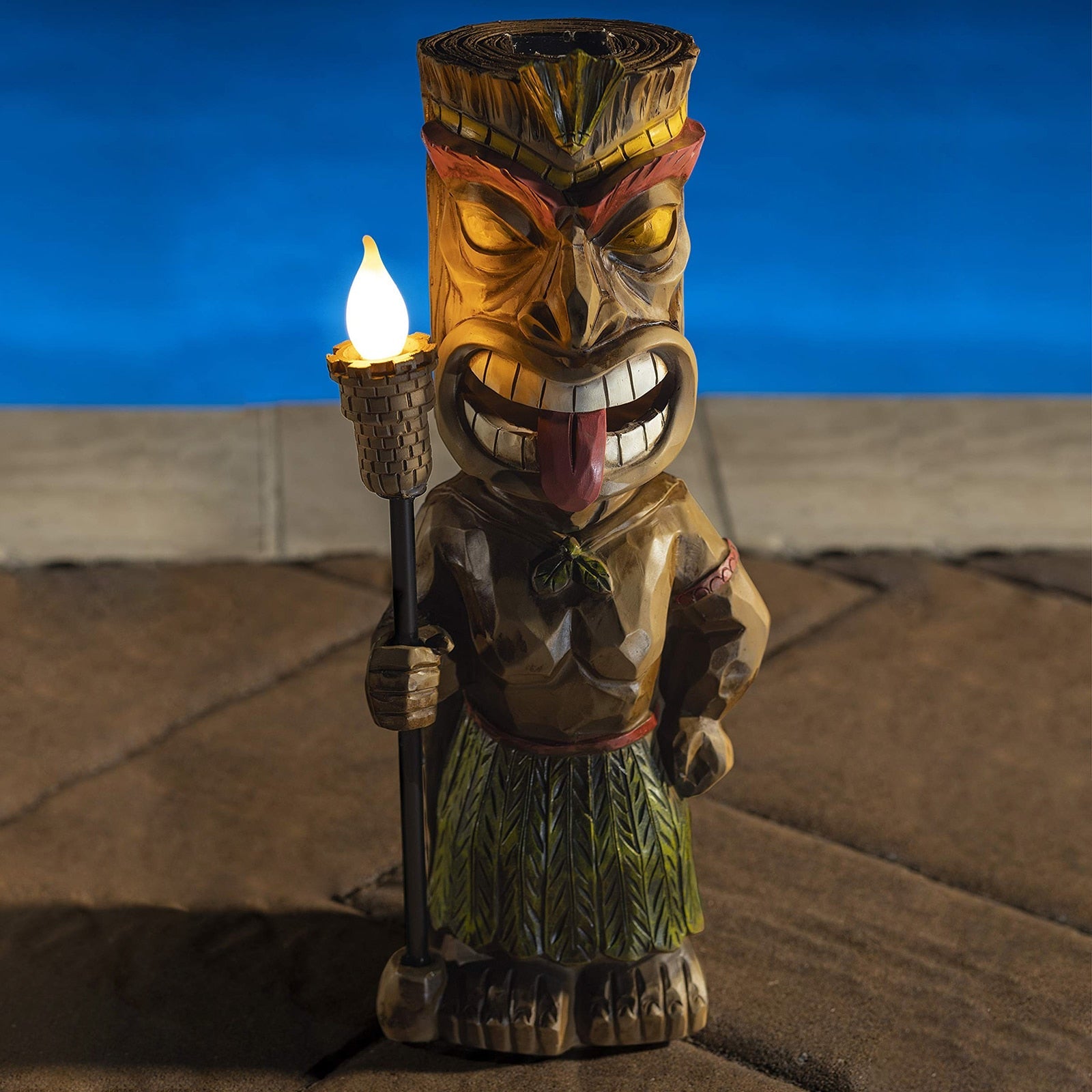 https://cdn.shopify.com/s/files/1/0271/8731/4772/products/statuedejardinenresine4.jpg?v=1623992634