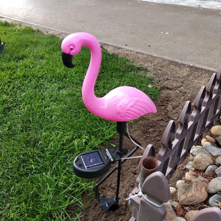 Flamant rose solaire LED pour jardin