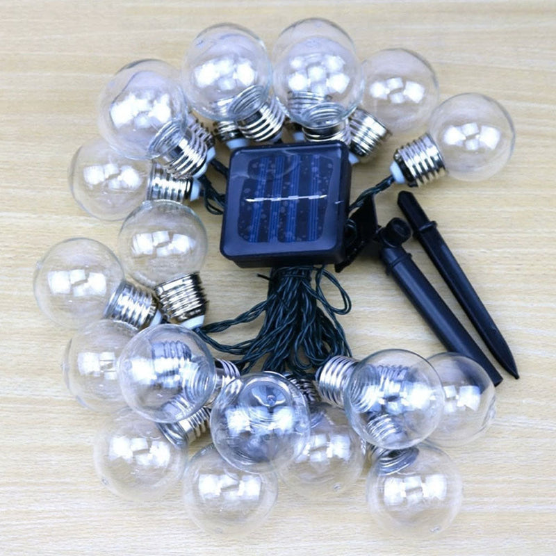 Guirlande solaire 30 ampoules feston vintage allumée