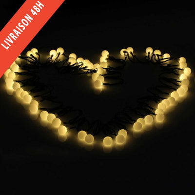 https://cdn.shopify.com/s/files/1/0271/8731/4772/products/Guirlande-Lumineuse-Solaire-60-Petites-Boule-48h.jpg?v=1584822375