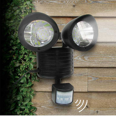 https://cdn.shopify.com/s/files/1/0271/8731/4772/products/LED-Solaire-de-Jardin-Lampe-spot-3.jpg?v=1589663449