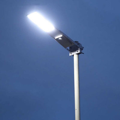 https://cdn.shopify.com/s/files/1/0271/8731/4772/products/Lampadaire-Solaire-Alpha-X1080-0.jpg?v=1584822476