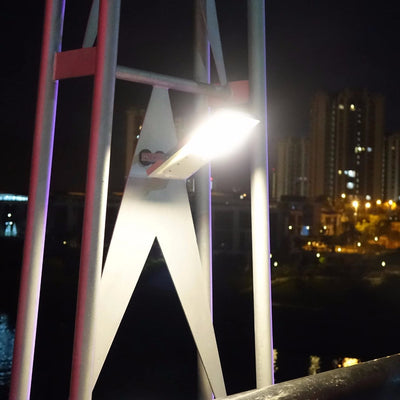 https://cdn.shopify.com/s/files/1/0271/8731/4772/products/Lampadaire_Solaire_X780_HEX_2.jpg?v=1584822488