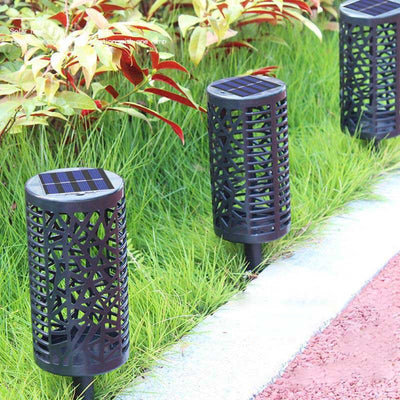 https://www.magic-solaire.com/wp-content/uploads/2020/03/Lampe-solaire-extérieur-couleur-changeante-jardin.jpg