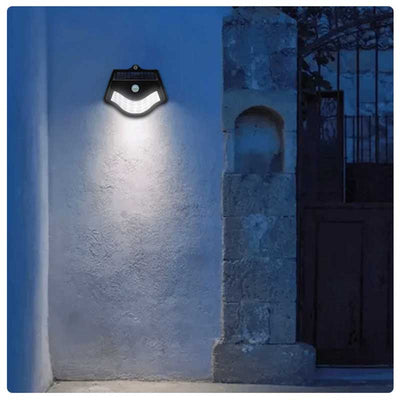 https://cdn.shopify.com/s/files/1/0271/8731/4772/products/Lampe-solaire-jardin-originale-3.jpg?v=1586032326