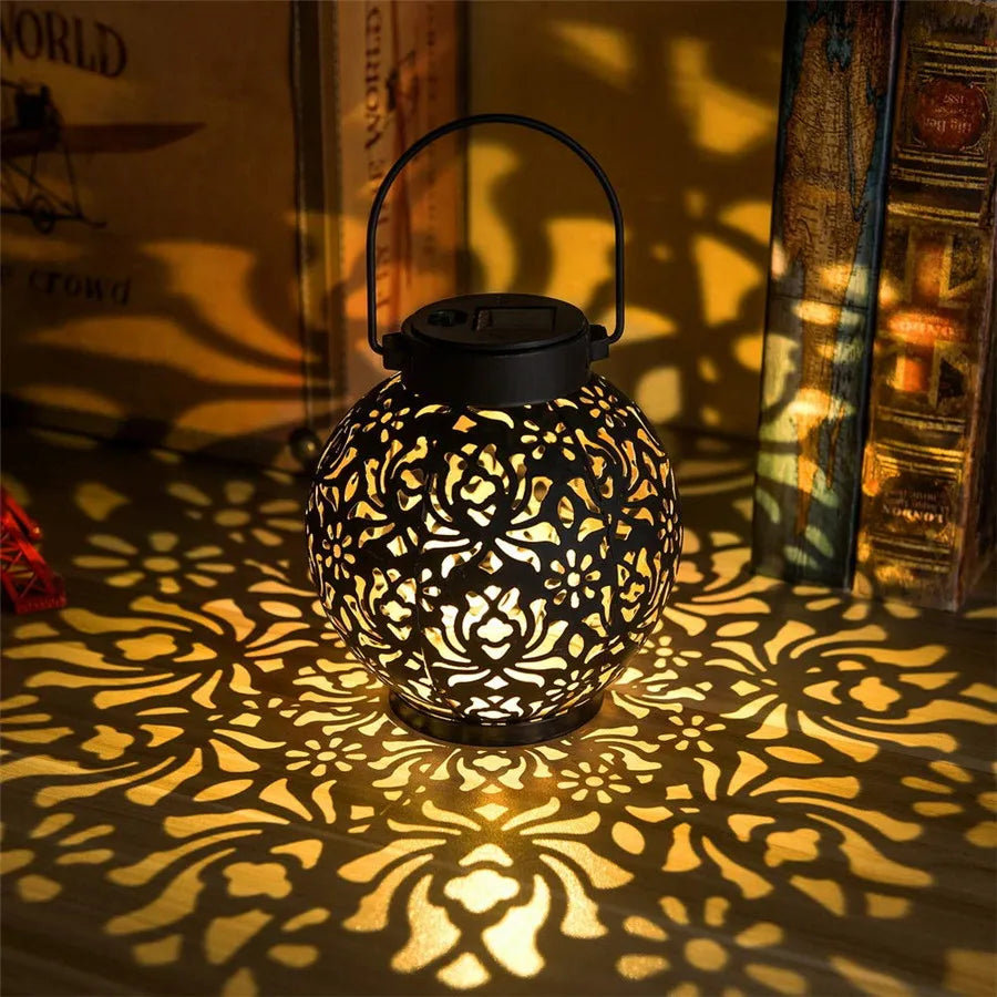 Projecteur Solaire Décoratif en Fer Ajouré