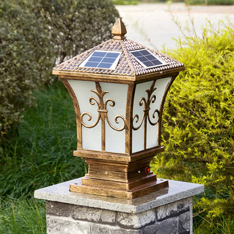 Borne solaire de jardin LED etanche coloris bronze