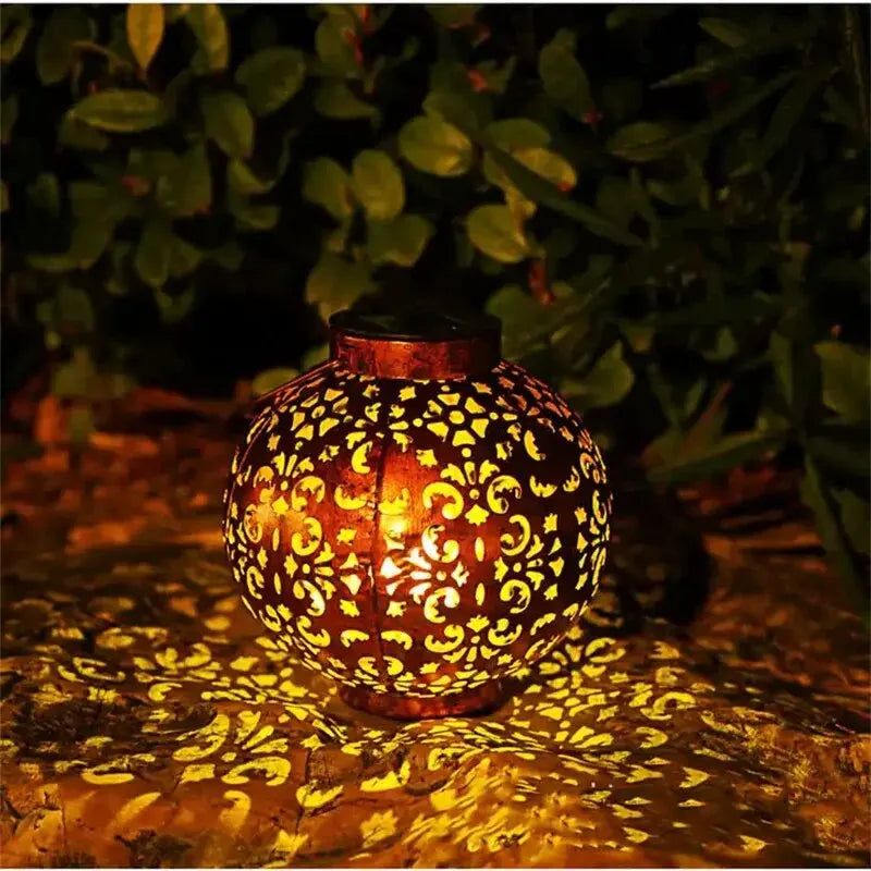 Lanterne solaire métal marron rustique pour jardin