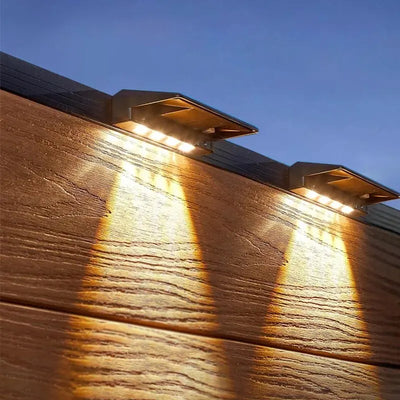 Lot de 2 Appliques Solaires de Clôture 4 LED