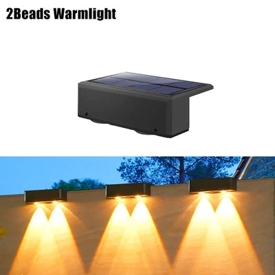 Applique solaire de clôture installée sur une terrasse