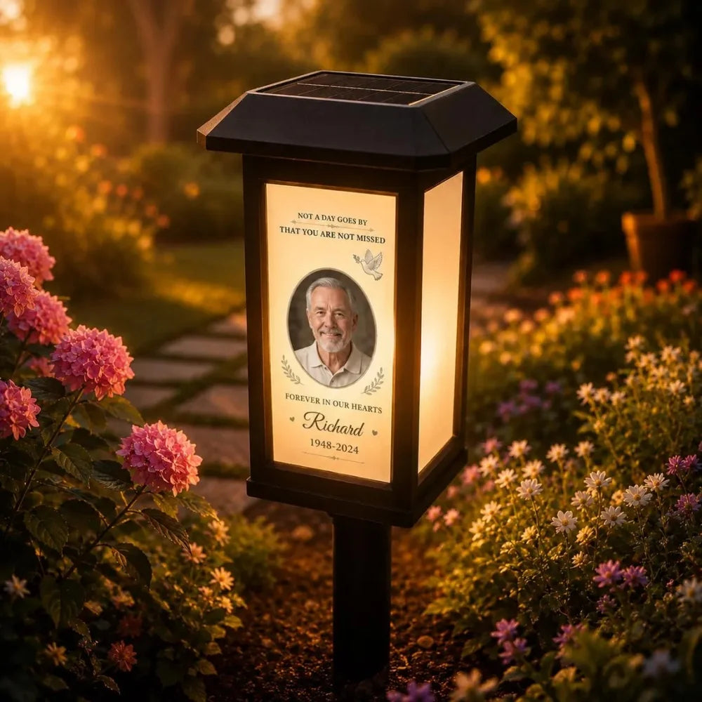 Lampe Solaire de Jardin Personnalisée avec Plaque Photo