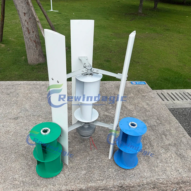 Éolienne Verticale 5 kW à 10 kW 12V 24V 48V MPPT Hybride
