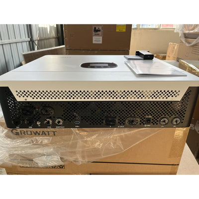 Onduleur Solaire Hybride 12 kW Double MPPT WiFi – boîtier robuste et compact