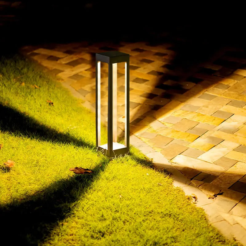 Borne solaire fer forgé LED pour allée de jardin
