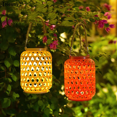 Lanterne Solaire Suspendue en Rotin Style Campagnard